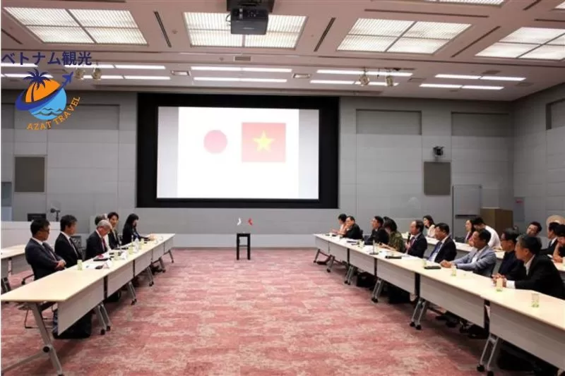 ハノイ在住日本人の通訳/翻訳サービス/日本語-ベトナム語/ハノイがプロの日本語翻訳サービスを提供/日本語ガイドサービス/ベトナム通訳/オンライン通訳/時間単位の通訳サービス   